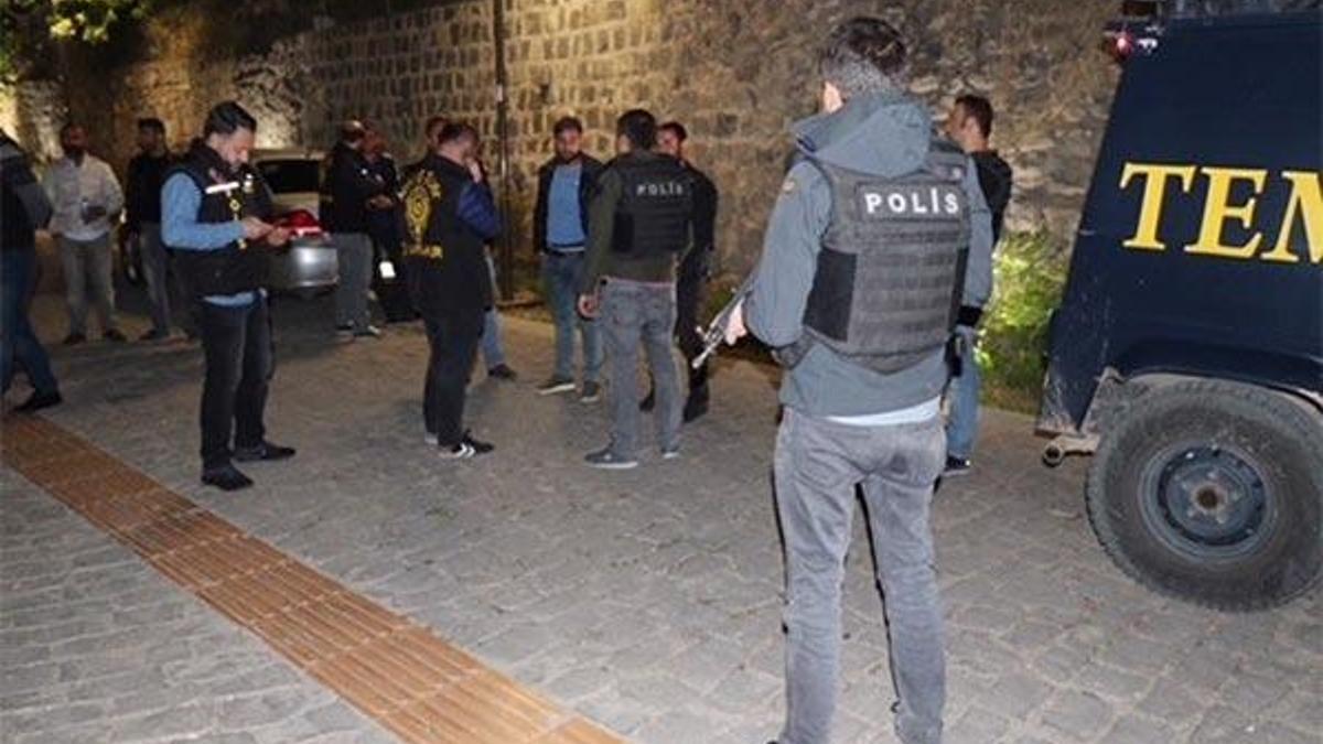 Diyarbakır’da 750 polisle parklarda huzur operasyonu