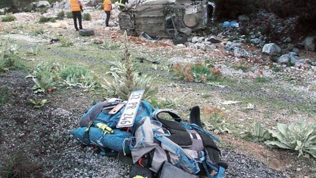 10 günde 3 otostopçu genç otoyol kazalarında can verdi