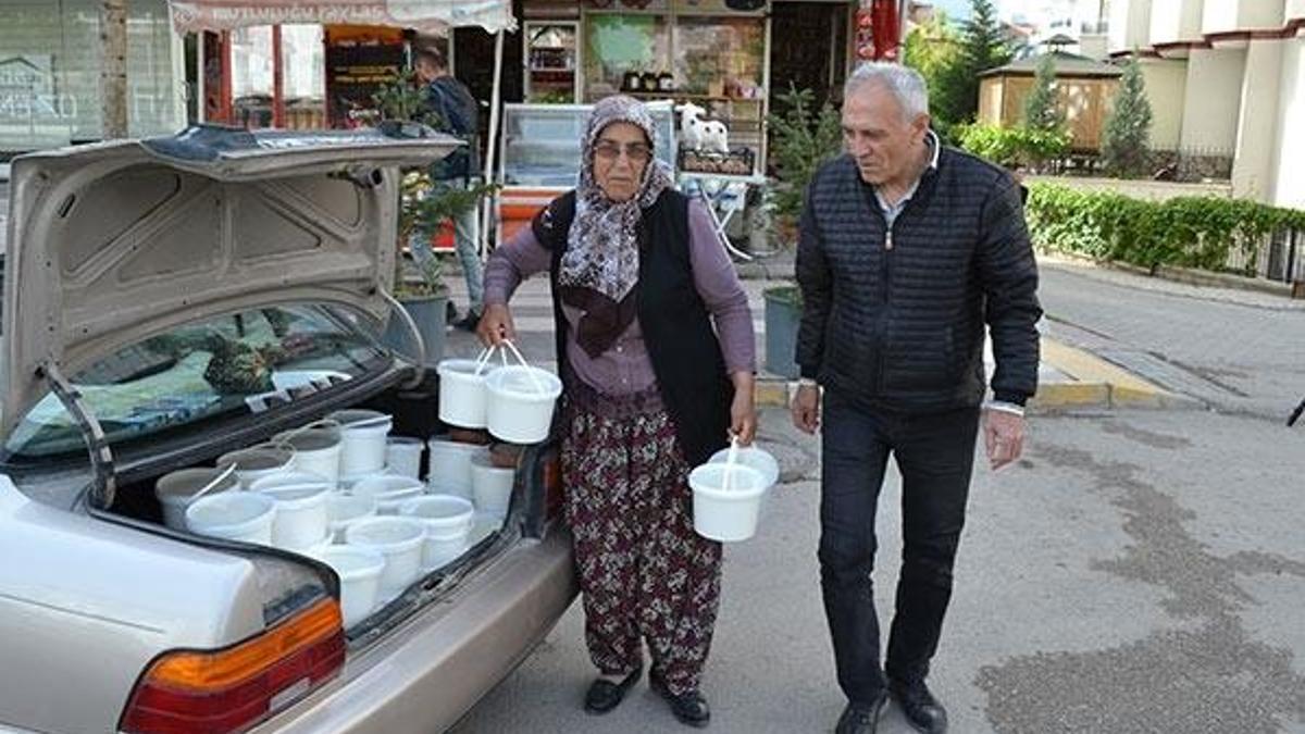 Yarım asırlık çiftin zorlu yoğurt mesaisi