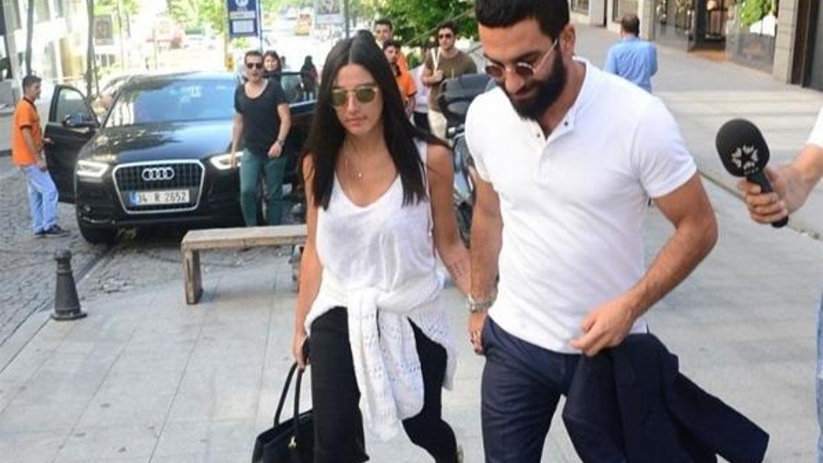 Baba olacağını öğrenince kendini ödüllendirdi