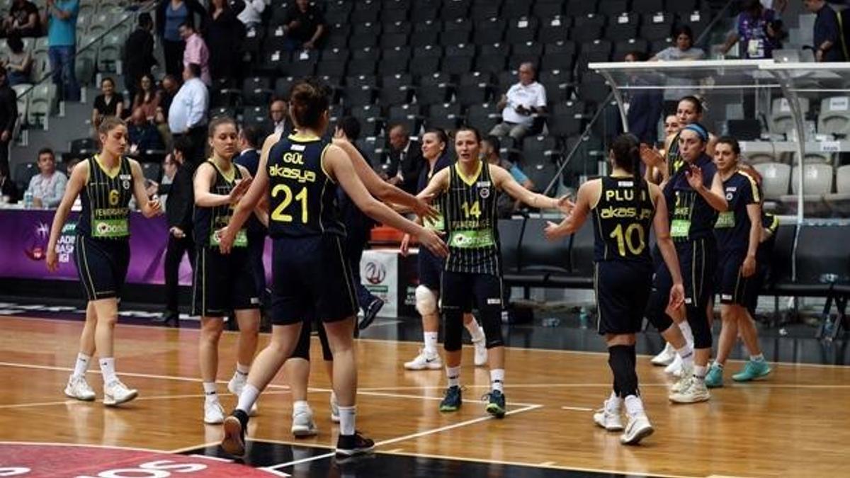 F.Bahçe, Beşiktaş'ı eleyip yarı finale yükseldi