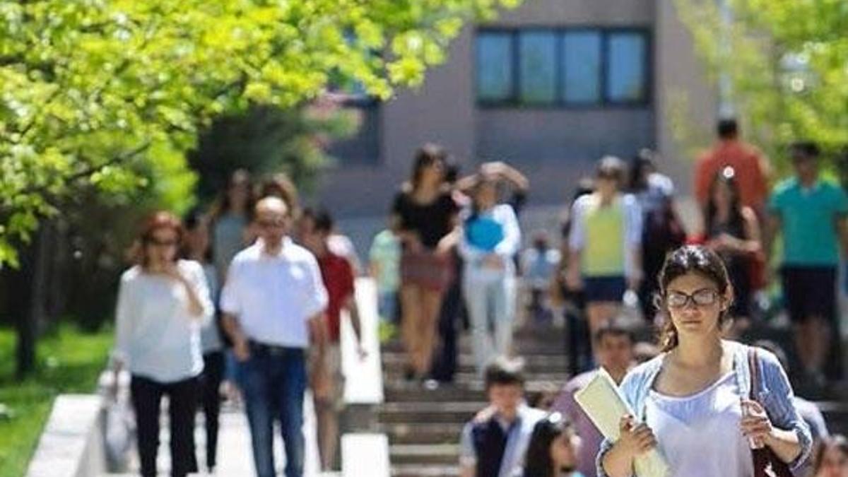 200 bin öğrencinin okulu değişecek