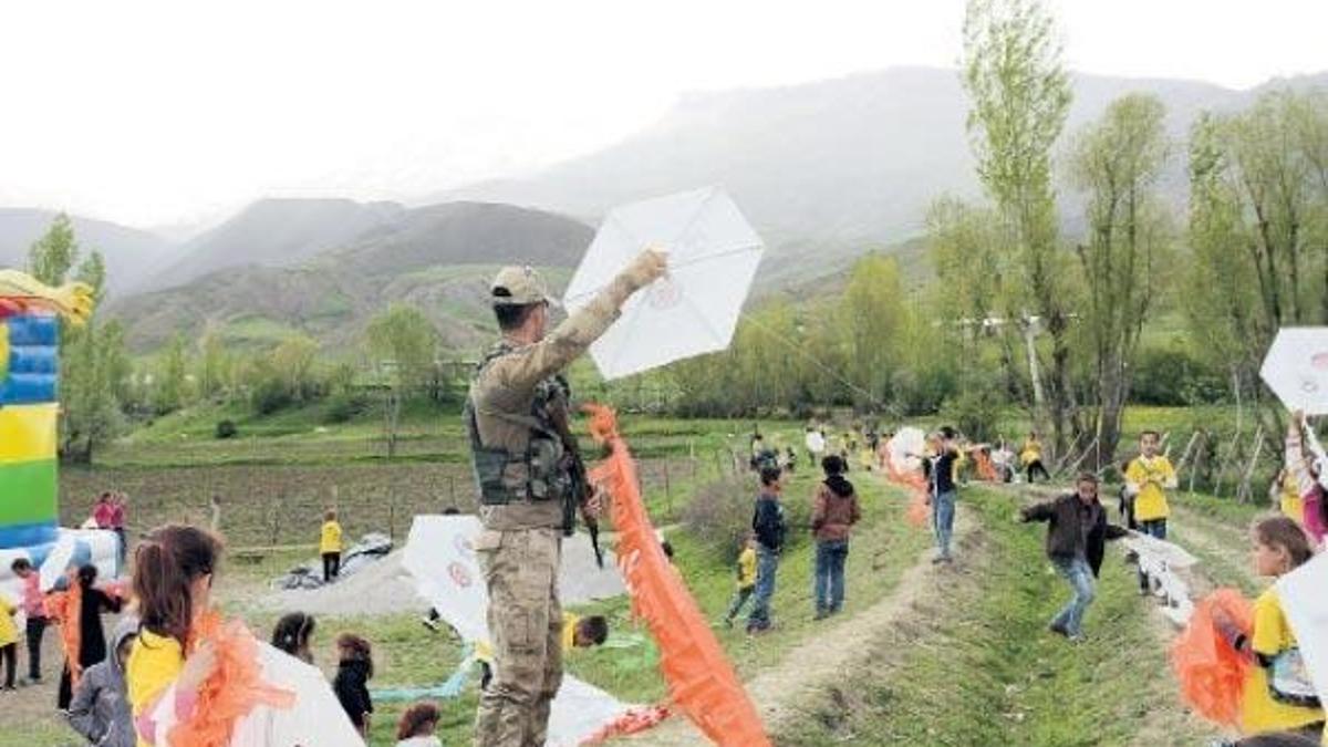Kato Dağı’nda uçurtma şenliği