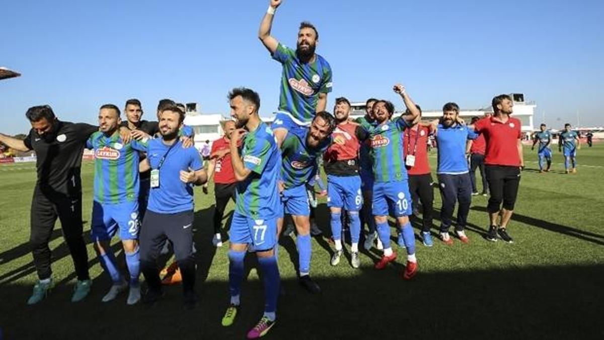 Çaykur Rizespor ve Ankaragücü Süper Lig'de!