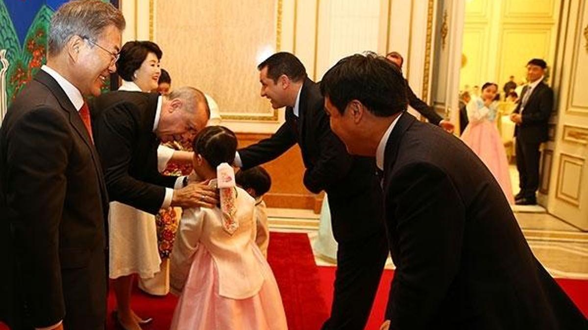 Cumhurbaşkanı Erdoğan'ın Kore'de katıldığı yemekte sürpriz isim