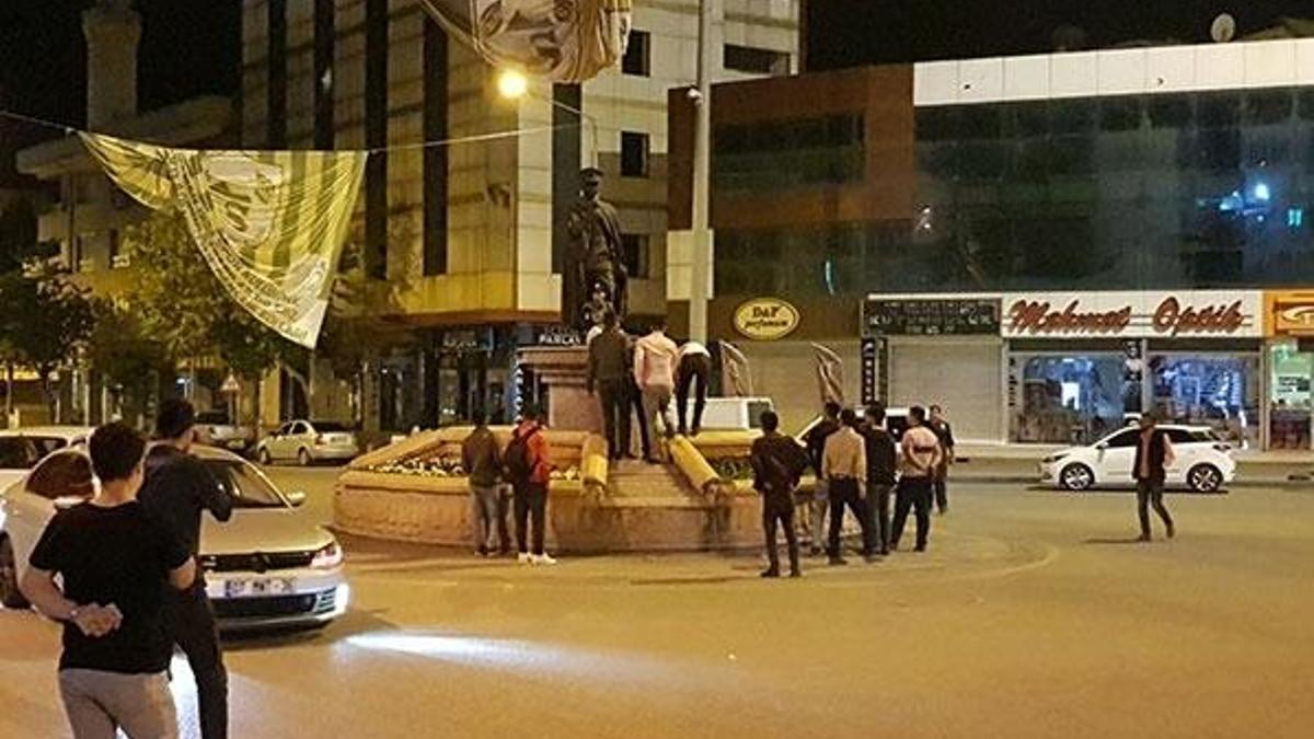 Bali çeken gencin içler acısı hali