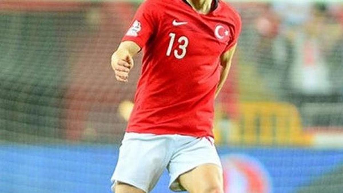 Milli futbolcu Arsenal'le anlaşmak üzere!