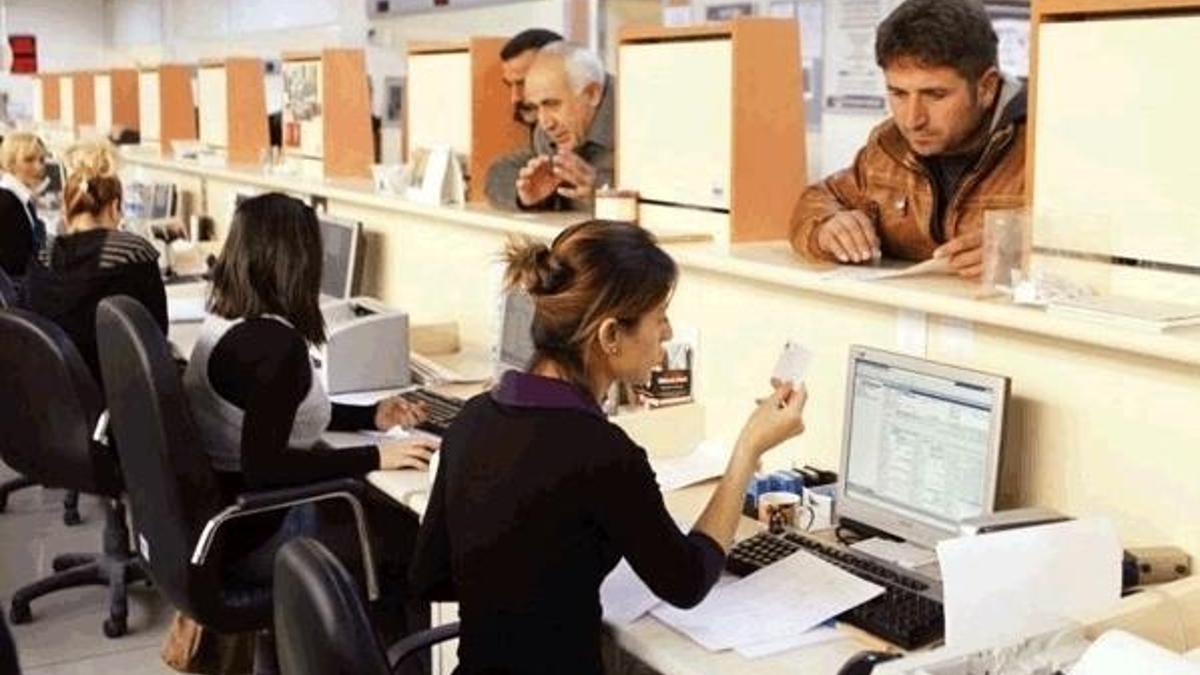 Bakan Sarıeroğlu'ndan tüm memurları ilgilendiren sözler