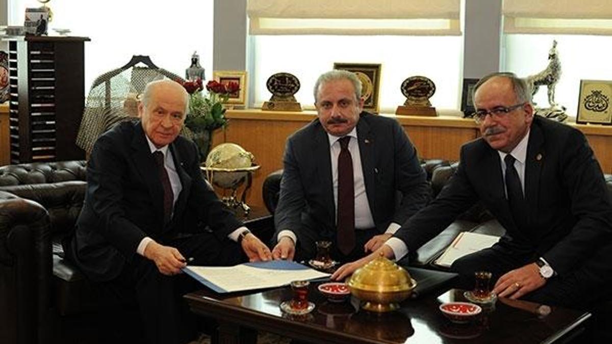 AK Parti ve MHP ittifak protokolünü YSK'ya teslim etti, işte tam metni...