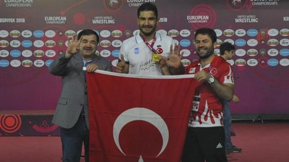 Taha Akgül altın madalya kazandı