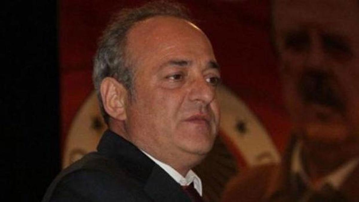 Baba Cavcav 40 yılda biriktirdi, oğlu 15 ayda tüketti