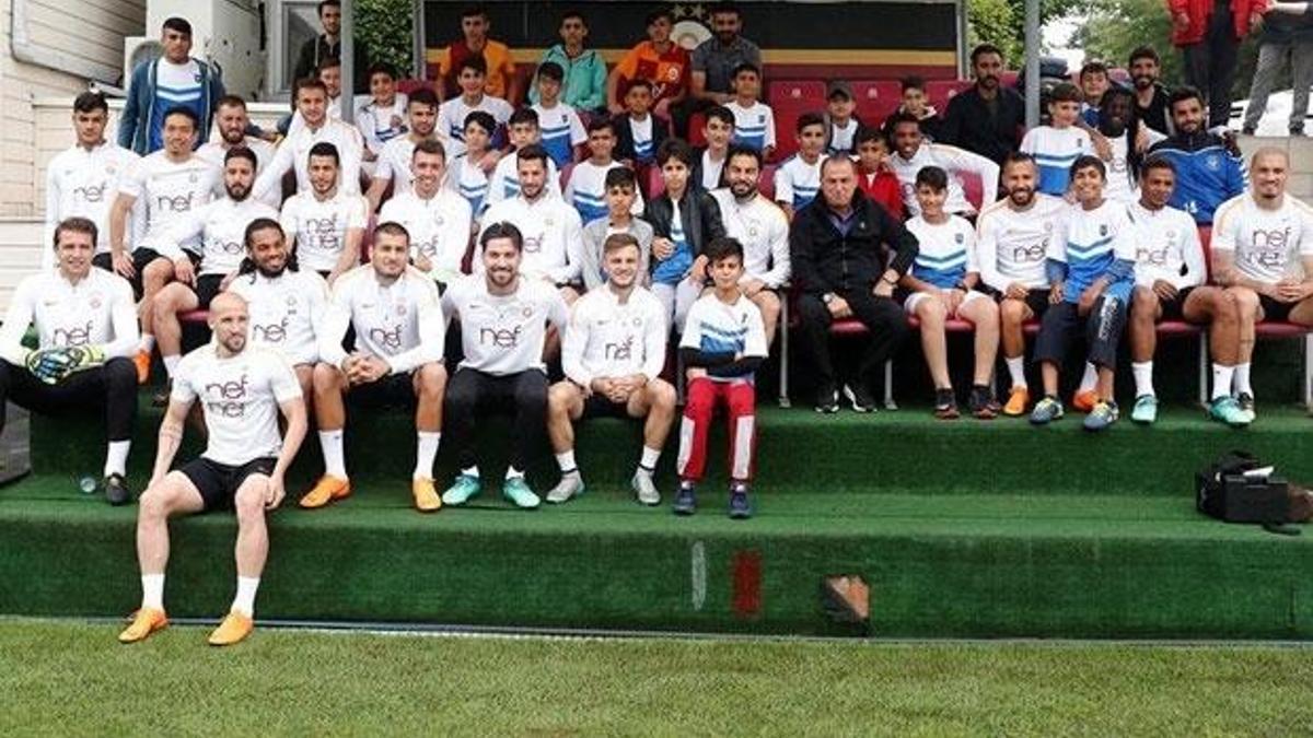 'Umudun Takımı' Galatasaray idmanına katıldı