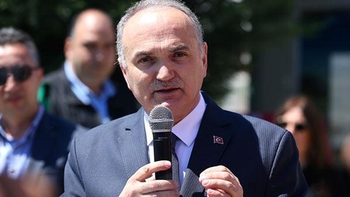 Faruk Özlü: Yakışıksız bir hadise