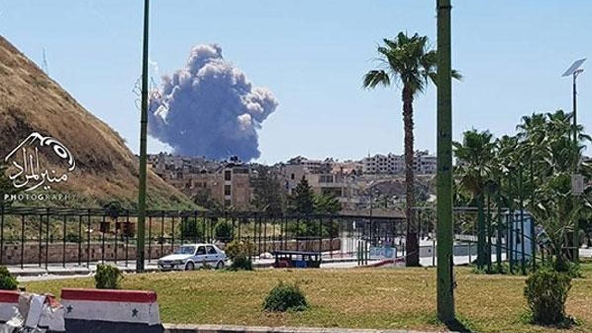 Son dakika... Askeri havaalanı yakınında patlamalar! Suriye'de...