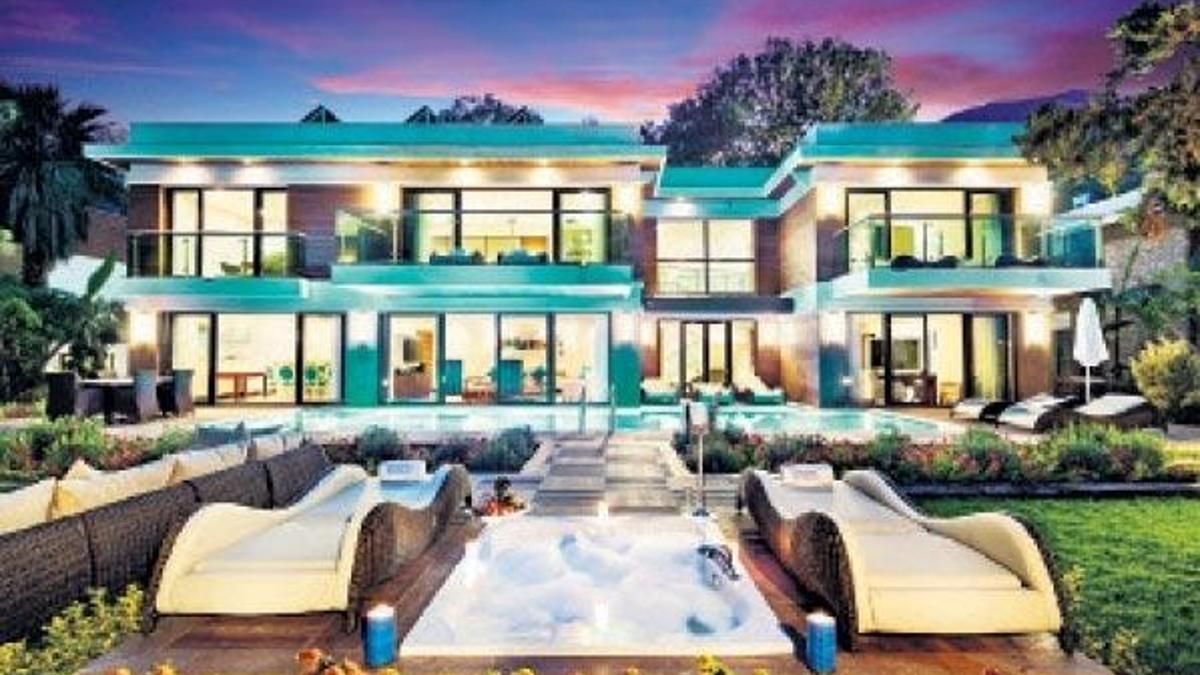 Kemer’de cennetin kapılarını aralayacak tatil