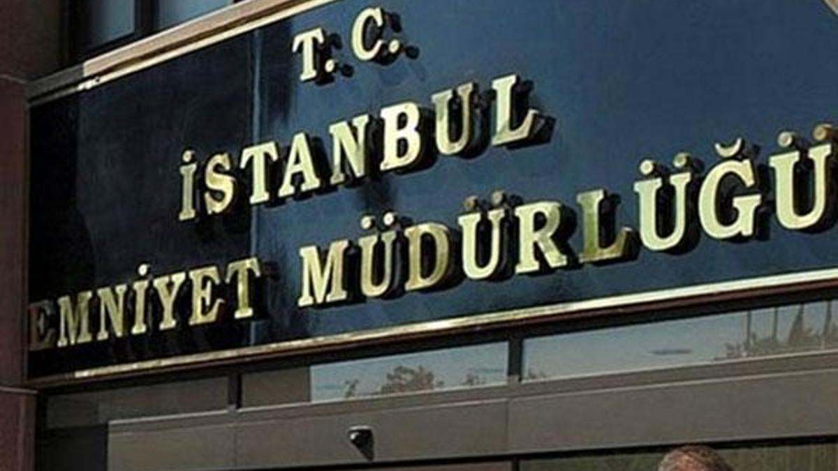 İstanbul Emniyeti'nde 67 polis üst rütbelere terfi etti
