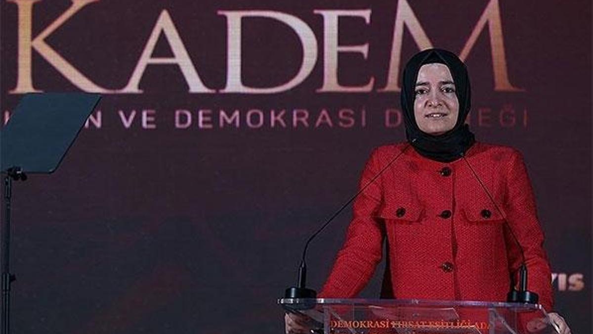 'Türk kadını bu ülkenin geleceğini kimselere vermemiştir'