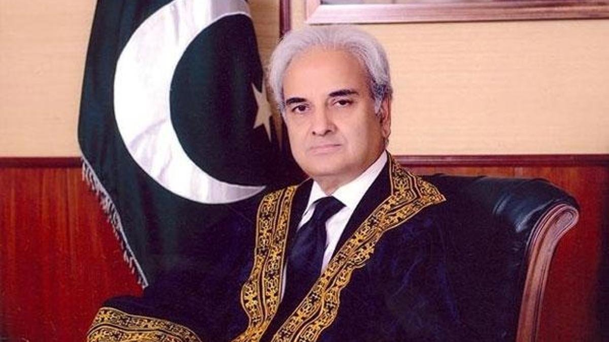 Pakistan'ın yeni Başbakanı Nasırul Mülk oldu