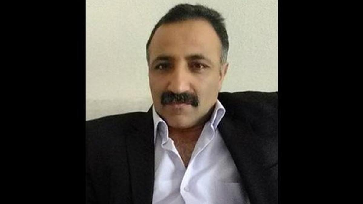 Üst geçitten düşen kamyonetin sürücüsü öldü