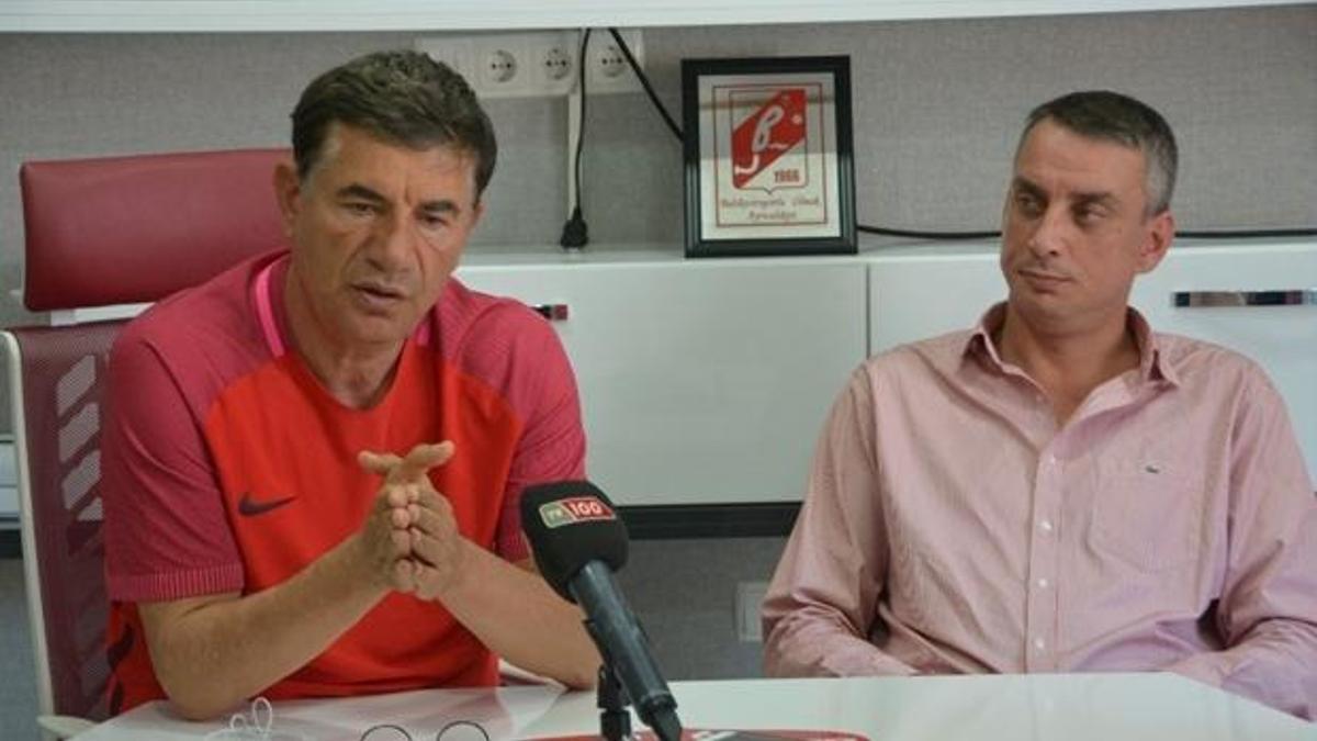 Balıkesirspor, Giray Bulak'la yola devam etmek istiyor