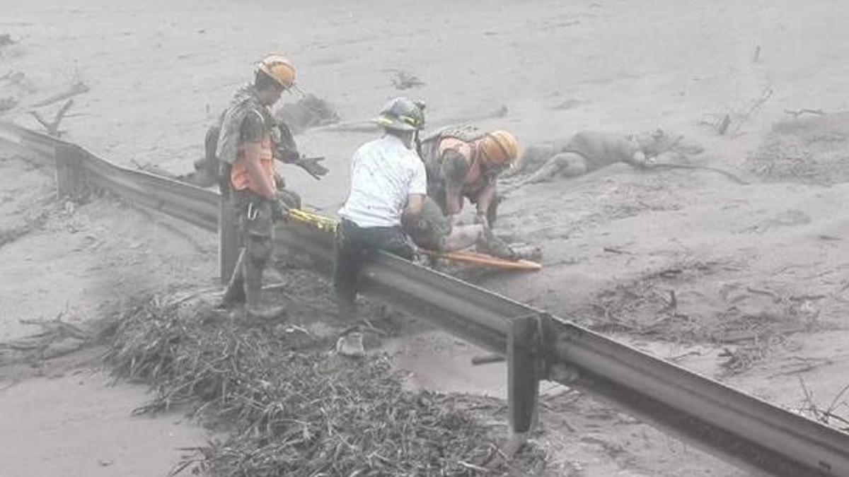 Guatemala’da yanardağ patlaması: 25 ölü, yüzlerce yaralı
