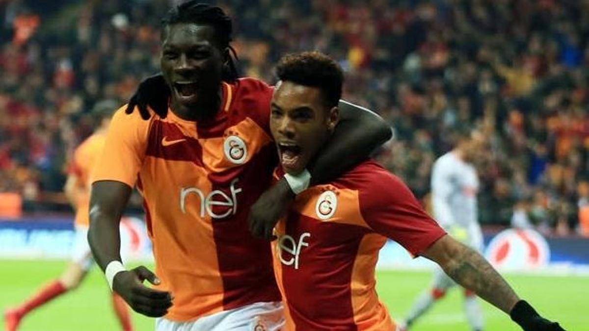 Galatasaray'da deprem! Rodrigues ve Gomis...