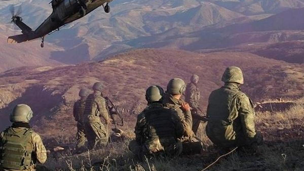 Son dakika: Kandil operasyonunda baş döndüren gelişme! Askeri yığınak yapıldı...