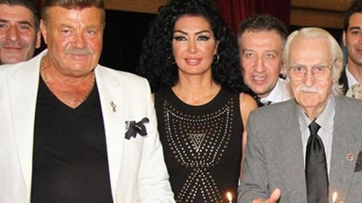 "Otel odasında alem yapıyorlar"