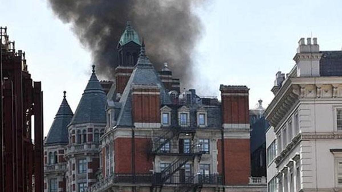 Londra’da beş yıldızlı otelde yangın