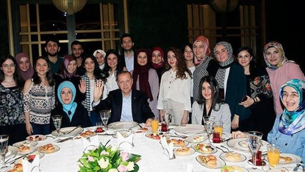 Cumhurbaşkanı Erdoğan açıkladı! İki bakanlık birleştirilecek