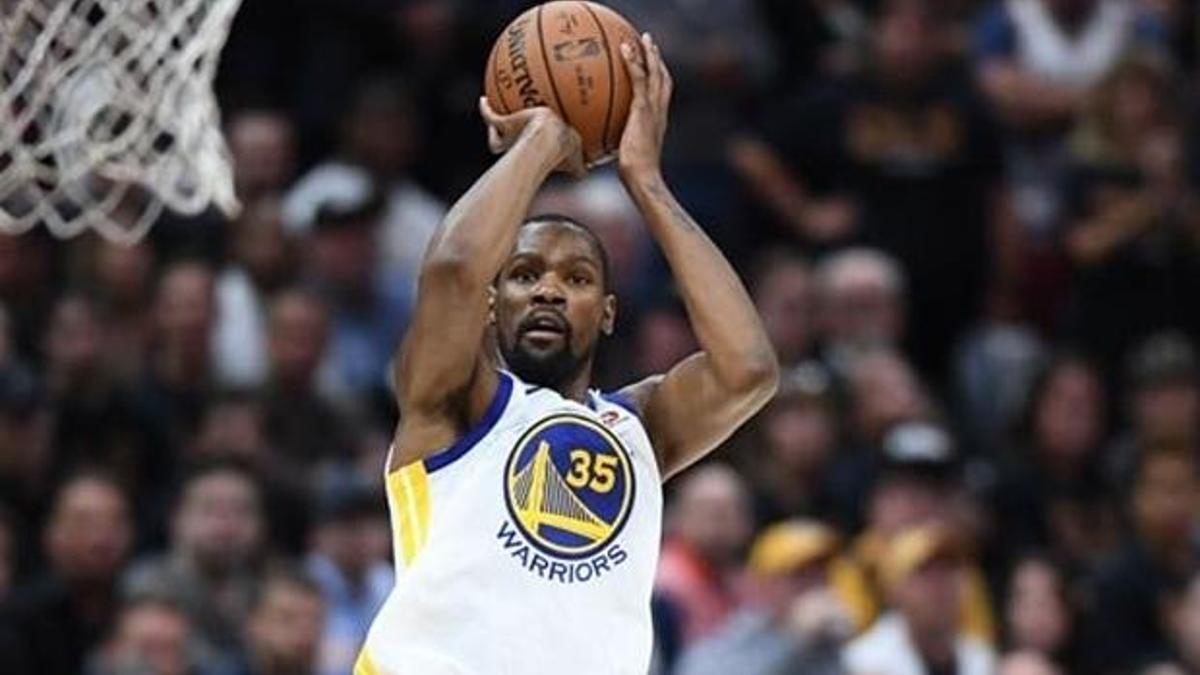 Durant istedi final serisi 3-0'a geldi