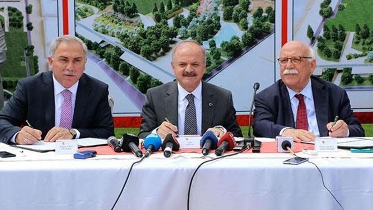 Millet bahçesi için ilk yıkım