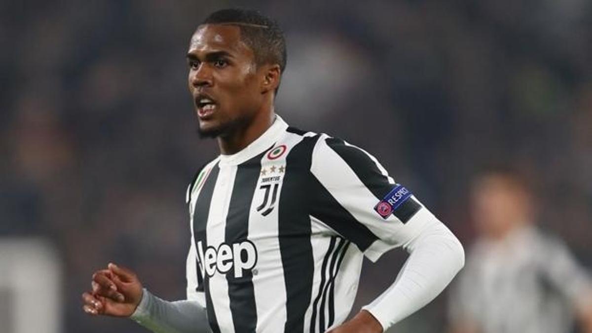Juventus, Douglas Costa'yı açıkladı