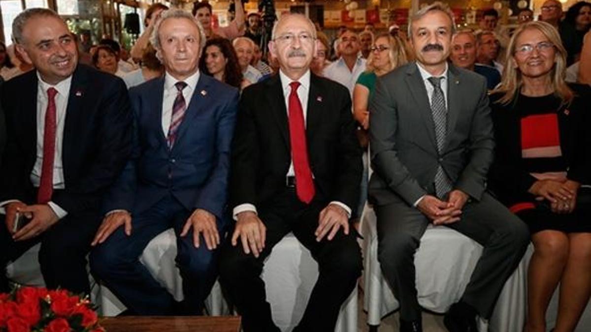 Kılıçdaroğlu, Akhisar'da iş adamlarıyla buluştu