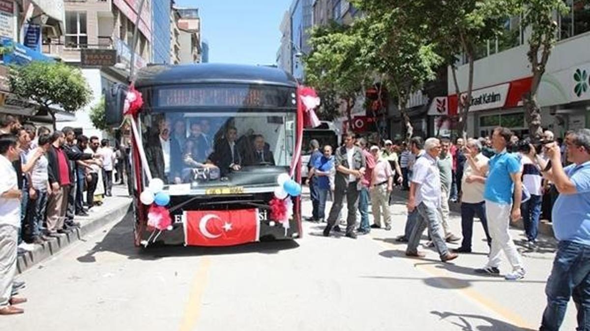 Yerli üretim 'ELBÜS' otobüsler hizmete girdi