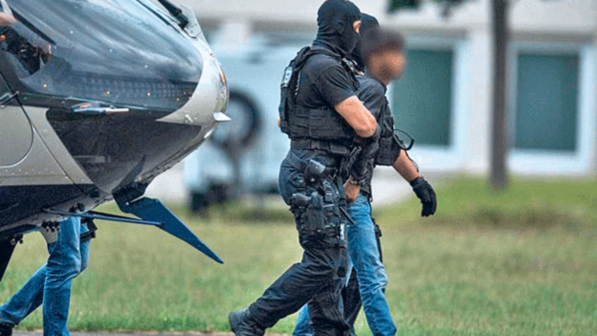 Türkiye üzerinden kaçan çocuk katilini iade ettiler