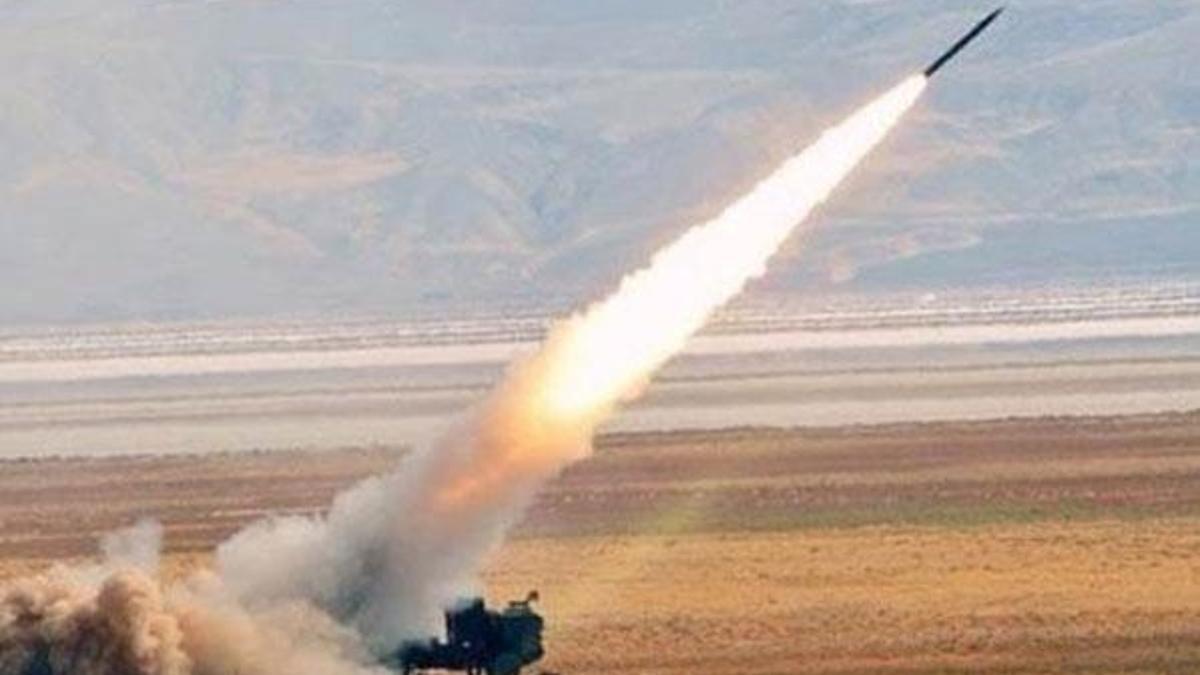 Husilerden Suudi Arabistan'a balistik füze saldırısı