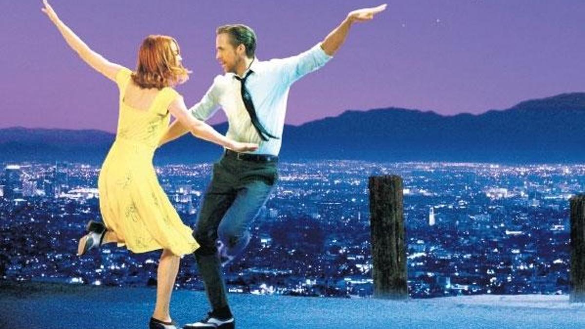 Tatil yolunda dizi-filmsiz kalmayın!