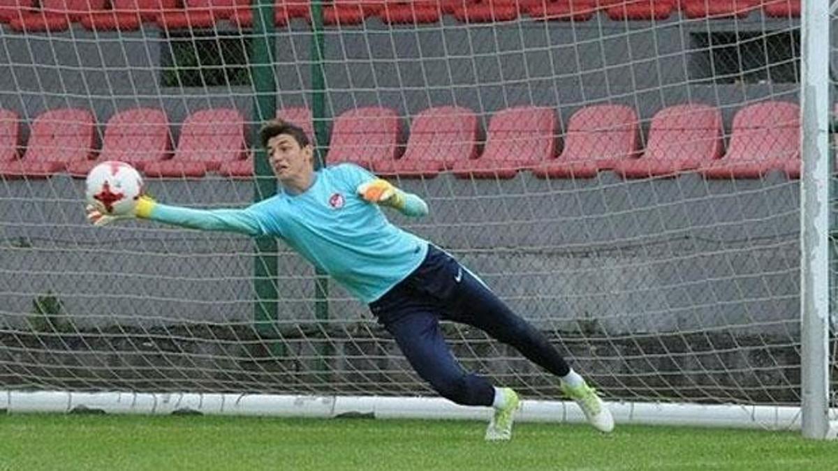 Fenerbahçe'de Berke Özer sesleri!