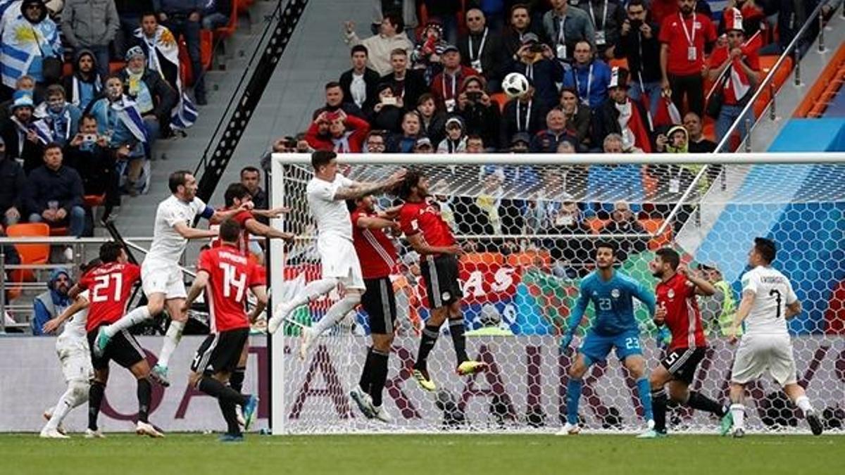 Uruguay son dakikada 3 puanı kaptı!