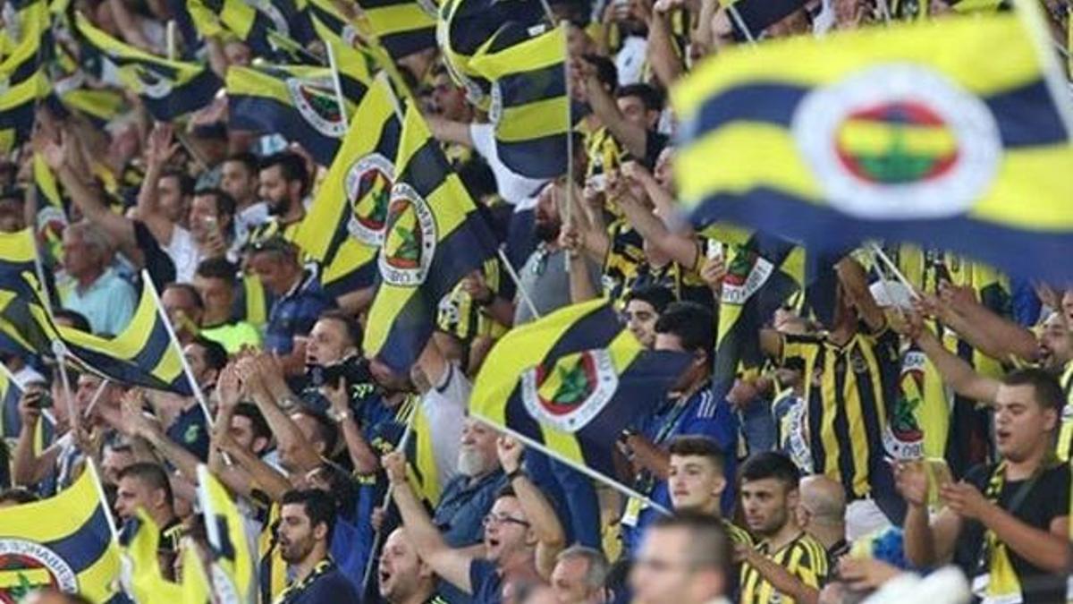 Fenerbahçe'de kombine kartlar satışa çıktı