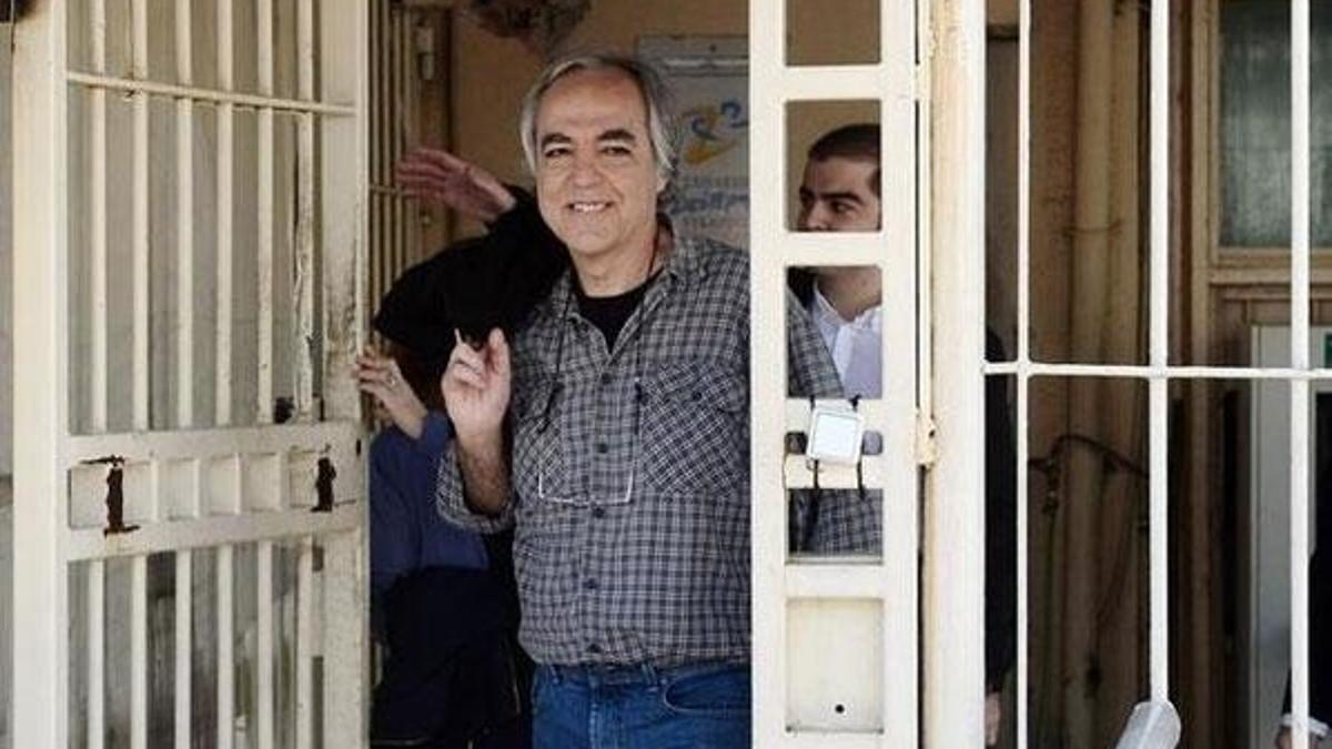 Türk diplomatların katiline izin!