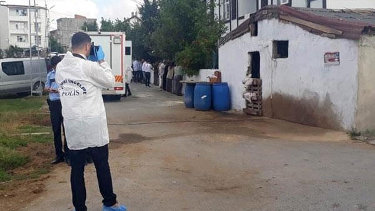 'Kendimi jiletle kesip, göğsümü oydum kızımın yanına...'