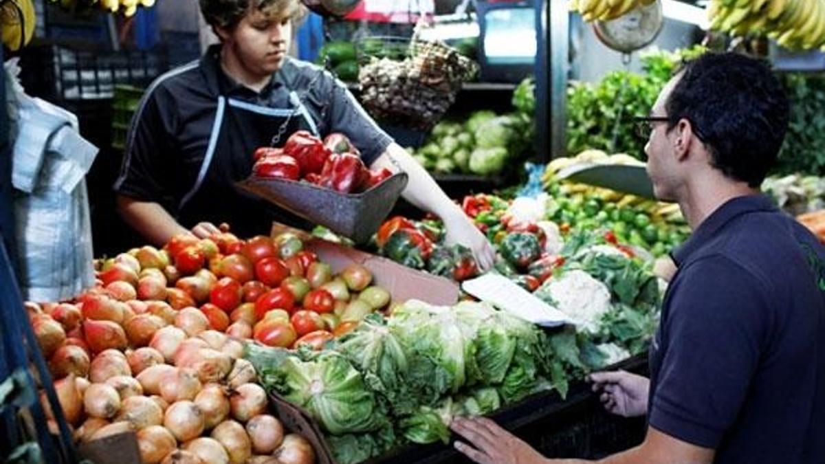 Maaşları 1,85 dolar oldu!