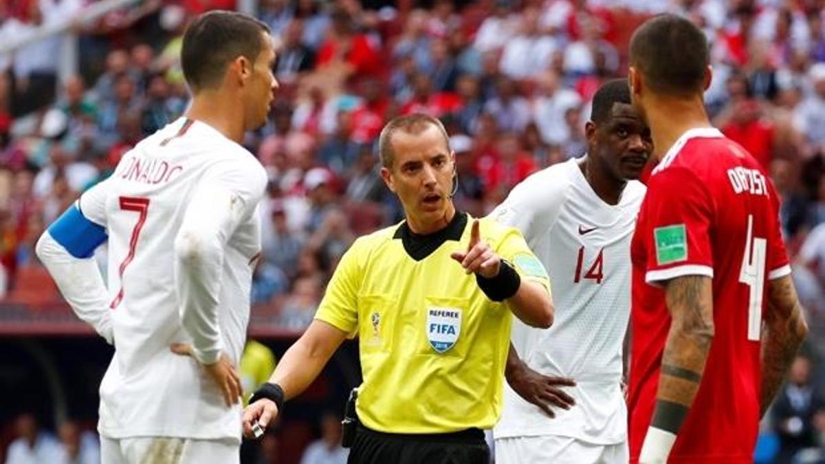 FIFA, hakemin Ronaldo'nun formasını istediği iddiasını reddetti