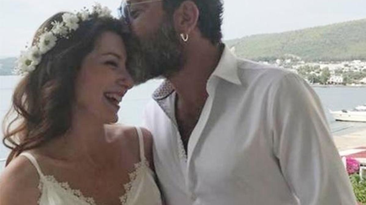 Oyuncu Burak Demir evlendi
