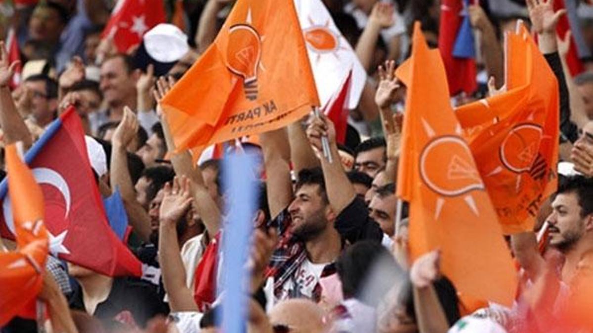 AK Parti'de 145 yeni isim Meclis'e girdi