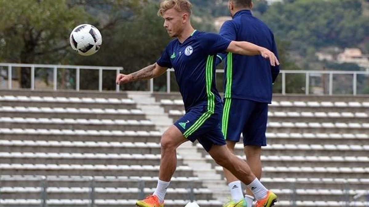 Max Meyer ve Hasan Ali antrenmanda!