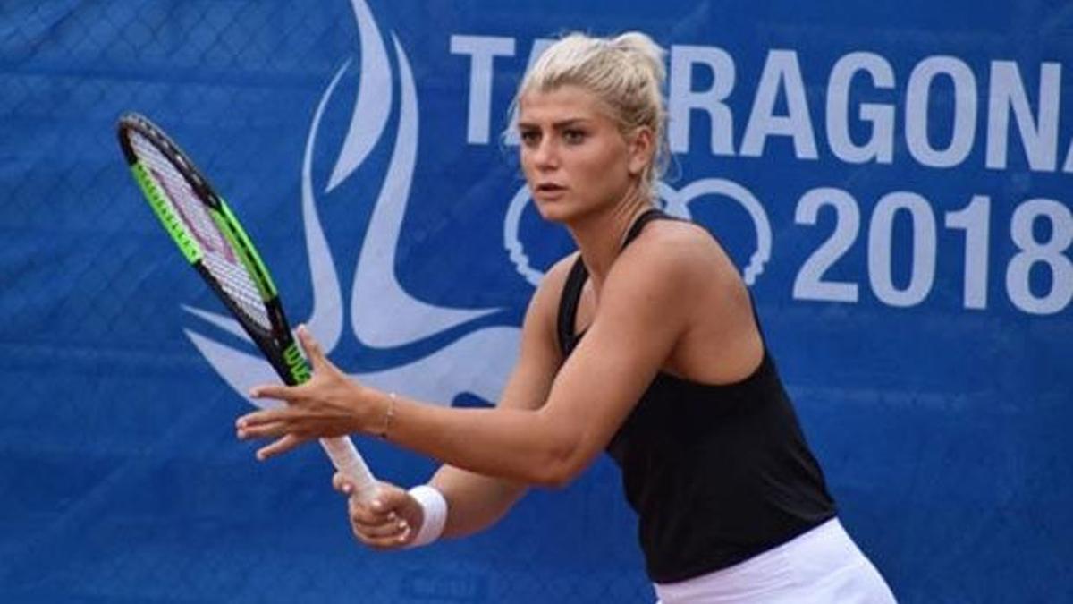 Başak Eraydın'dan altın madalya!