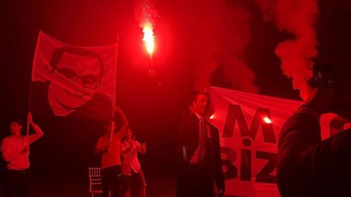 Ali Koç nikaha katıldı meşale yaktı
